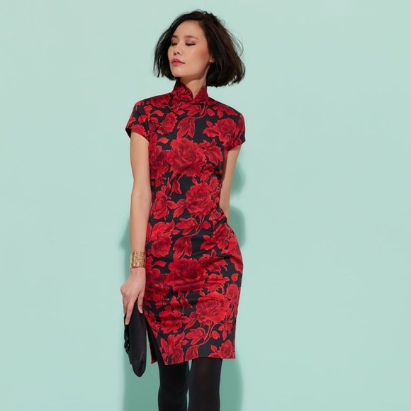 Shanghai Tang // Rose Floral Qipao Silk Cheongsam Dress - Picture 1 of 12